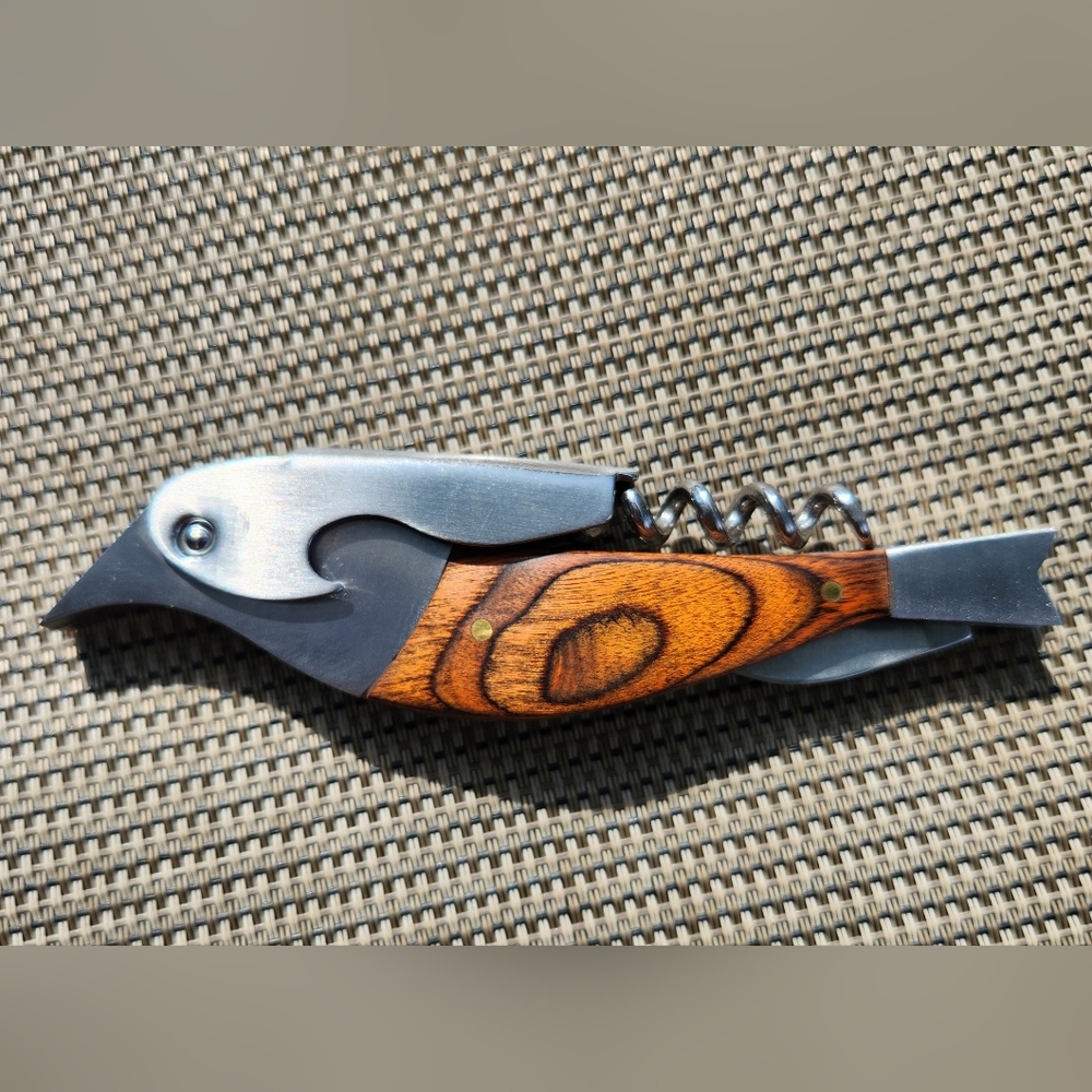 NEW Never Used Kikkerland Bird-Shaped Bottle Opener